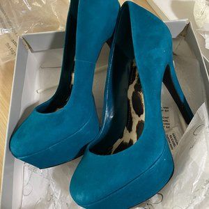 Jessica Simpson Emerald Suede Platform DEVIN